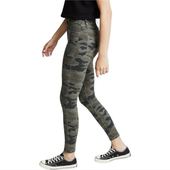 Hudson Barbara High Rise‎ Crop Raw Hem Camouflage Skinny Jeans Size 25 New - Picture 3 of 14